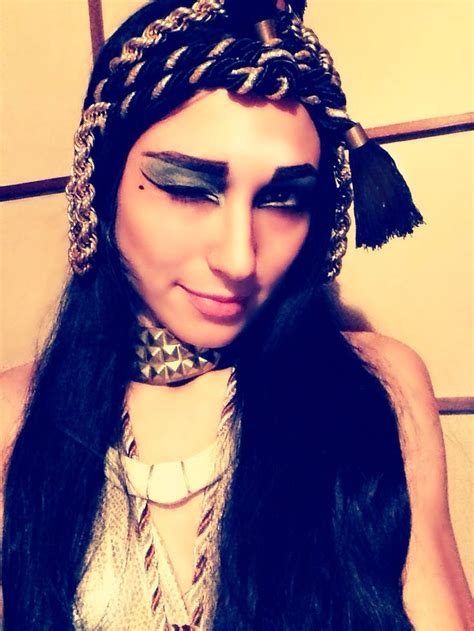 Cleopatra DIY Halloween Costume & Makeup | Halloween costumes makeup ...