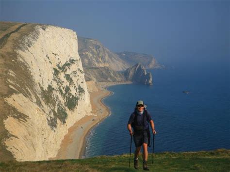 Dorset Coast Path walking holiday in England | Responsible Travel