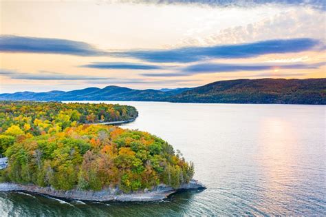 The Lake Champlain Adventurer's Guide to Fall | Lake Champlain | Lake champlain, Champlain ...