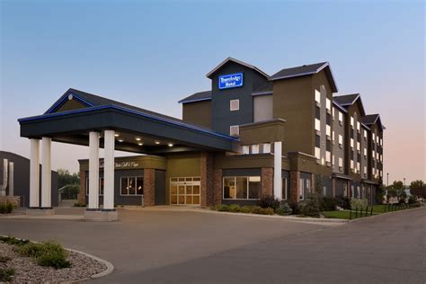 Travelodge Hotel by Wyndham Weyburn | Weyburn, SK Hotels