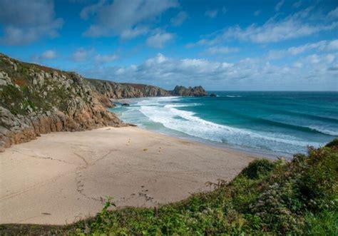 15 Best Beaches in Cornwall, England - Goats On The Road