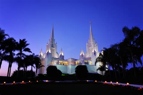 File:San Diego LDS Temple, twilight.jpg - Wikipedia, the free encyclopedia