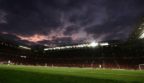 Old Trafford | Old trafford, Stadium tour, Football field