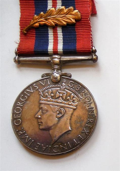 Canadian British Silver World War II 1939-45 War Medal w/ Oak Leaf bar Original | #1888070462