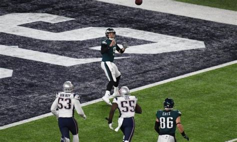 VIDEO: Nick Foles Called 'Philly Special' Trick Play Himself In Super ...