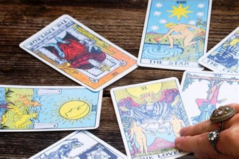 Best Online Tarot Card Reading Sites For Free & Accurate Readers | Paid Content | Cleveland ...