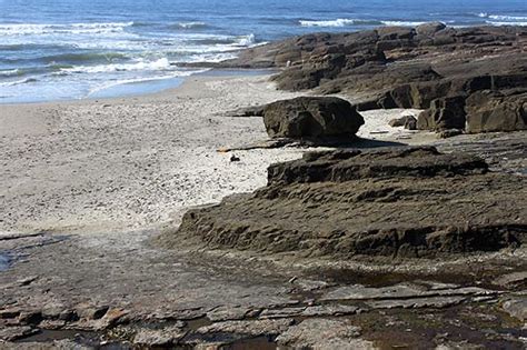 Secret Cove at Yachats: Basalt Gateway- Yachats, Oregon Coast Virtual Tour