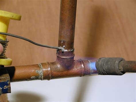 Will Epoxy Pipe Lining Repair the Plumbing Pipes in my Chicago Building?