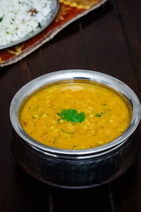 Urad Dal Recipe (Dhaba Style) - Spice Up The Curry