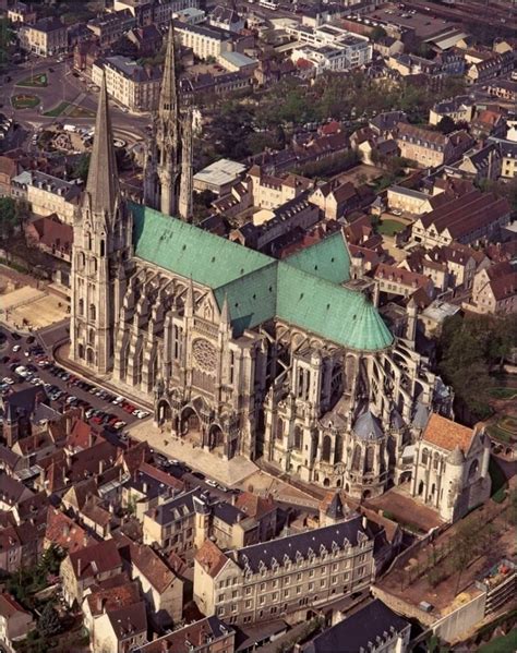 Chartres Cathedral explored