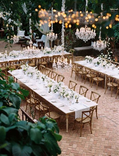 How to Plan a Wedding for 15 People: 35 Small Wedding Ideas