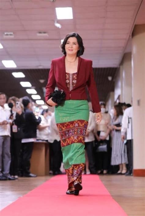 Pia Cayetano dons bold red and green terno for the opening of 19th ...