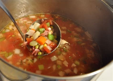 Cook Eat Dance Love: Mom's Southern Vegetable Soup