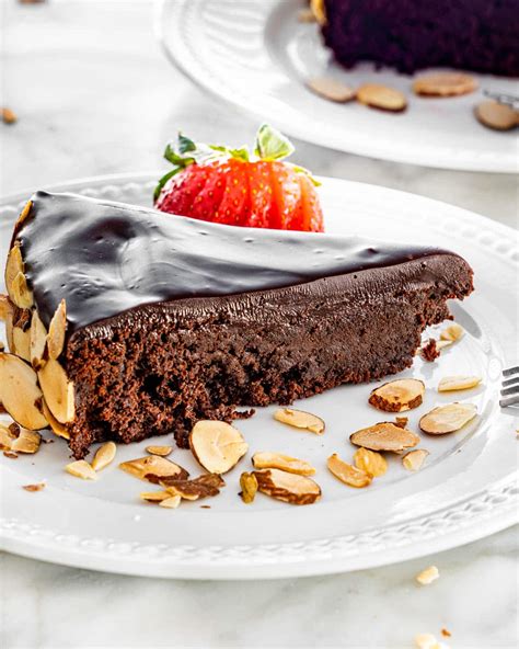 Flourless Chocolate Cake - Routin Recipes