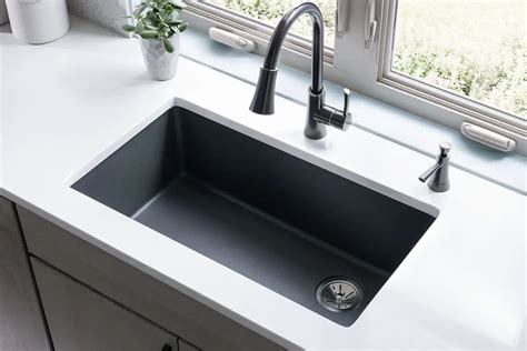 5 Best Quartz Sink Reviews – Extremely Durable Sinks