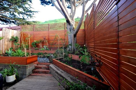 the backyard: planters and fence installed. | Patio garden design ...