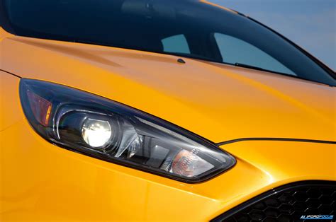 2015-Ford-Focus-ST-headlight.jpg | Edge ST Forum