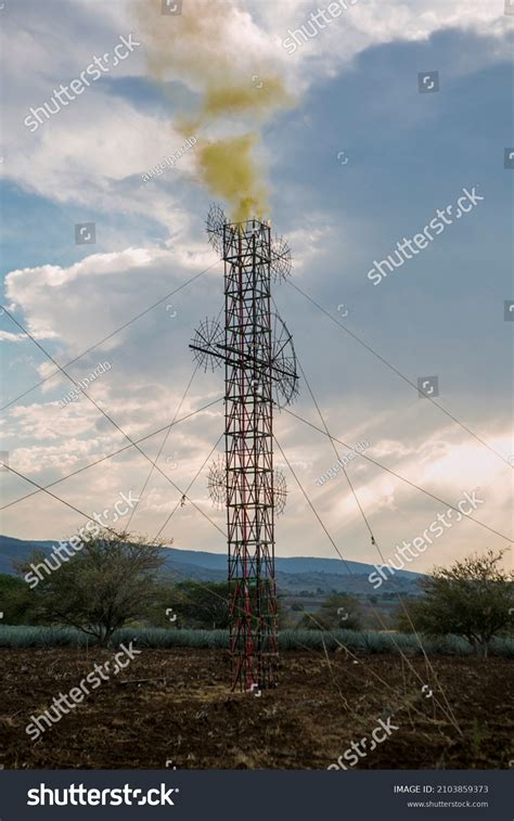 Castillo Fireworks Fuegos Artificiales Cuetes Fiesta Stock Photo ...