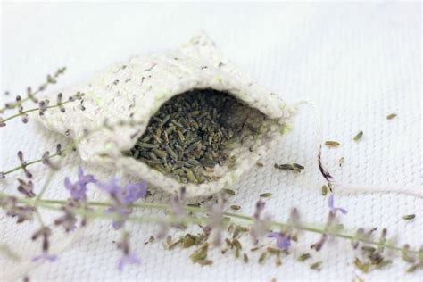 Crochet Dried Lavender Sachets - Free Beginner Pattern