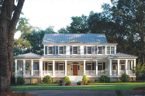 The Look and History Behind Southern Home Design