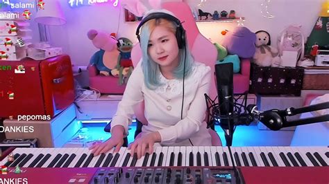 Jingle Bells | Piano cover by HAchubby - YouTube