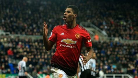 Marcus Rashford: Man United signs forward to four-year contract ...