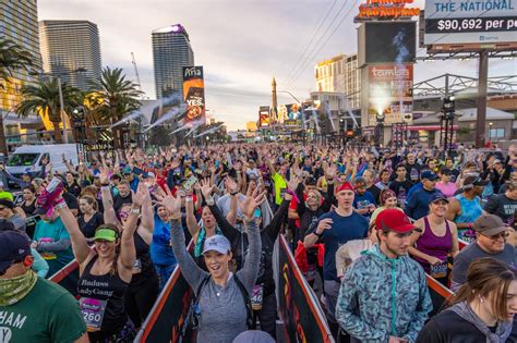 Celebrate the Las Vegas Rock ‘n’ Roll Marathon’s 25th anniversary ...