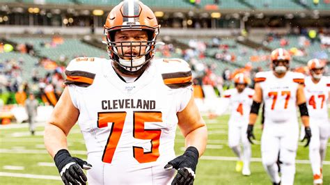 Browns G Joel Bitonio named a 2nd-team All-Pro