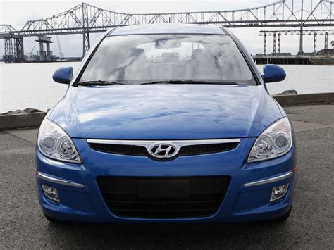 2009 Hyundai Elantra Touring - CNET