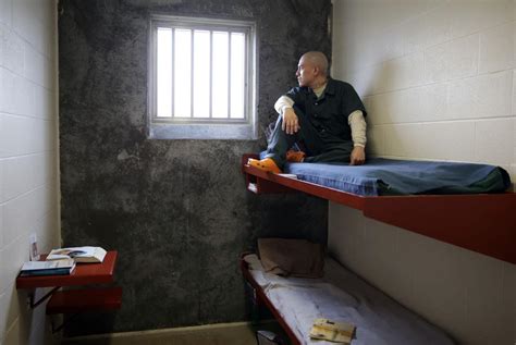 EDITORIAL: 'God Pod' offers jail inmates pathway to redemption | Editorials | nwitimes.com