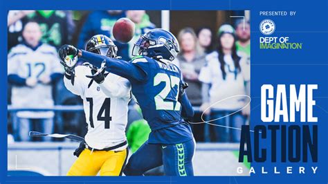 PHOTOS: Best Action Shots From Seahawks vs. Steelers