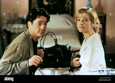 ROBERT DOWNEY JR & BONNIE HUNT ONLY YOU (1994 Stock Photo: 31061928 - Alamy