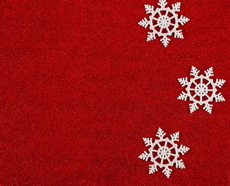 Red Christmas background with snowflakes. 3491523 Stock Photo at Vecteezy