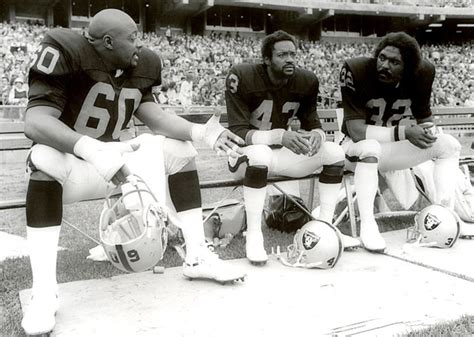 Rare Photos from the 1975 NFL Season - Sports Illustrated