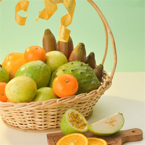 FRESH FRUITY FRUIT BASKET – salapila.lk