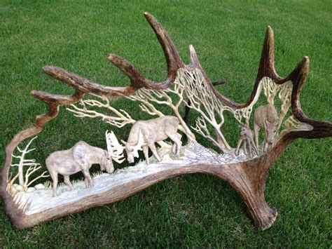 Moose fighting | Antler art, Antlers artwork, Bone art