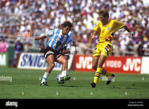 Soccer - FIFA World Cup USA 94 - Round of 16 - Argentina v Romania ...