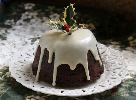 Traditional British Christmas Pudding | Recipe | Christmas pudding recipes, Christmas pudding ...