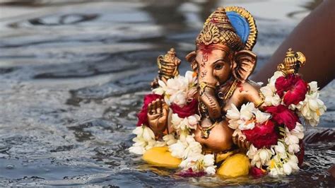 Ganesh Visarjan 2024: How to perform Ganpati Visarjan at home; know rituals, puja vidhi and more ...