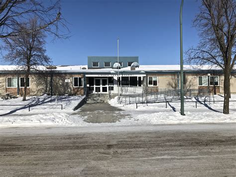 Linden Lanes School, Brandon – Winnipeg Architecture Foundation