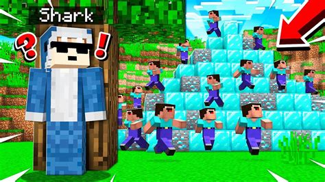 200 FANS HUNT SHARK! - YouTube