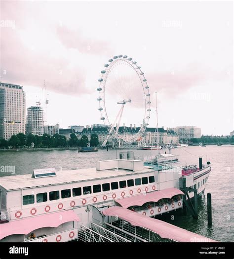 River Thames Embankment Stock Photo - Alamy