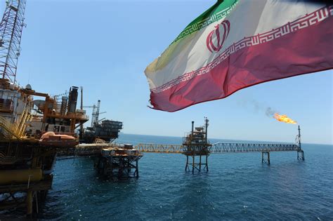 Iran to increase oil export despite US sanctions | AvaToday