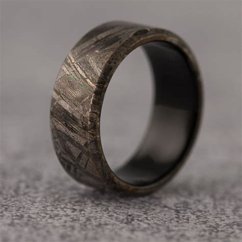 Meteorite Ring 18.4mm – By Windestal