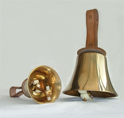 Handbell - Wikipedia | Free sound effects, Hand bells, Sound effects