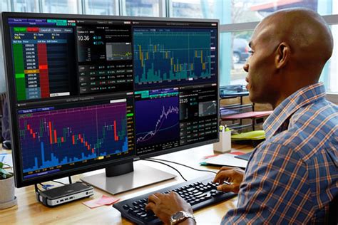 Dell's 43-inch 4K multi-client monitor is amazing - The Verge