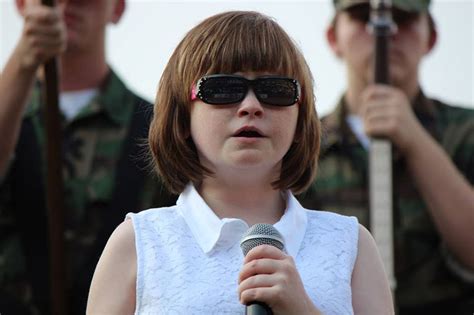 Blind singer Marlana VanHoose's sings the anthem at the RNC