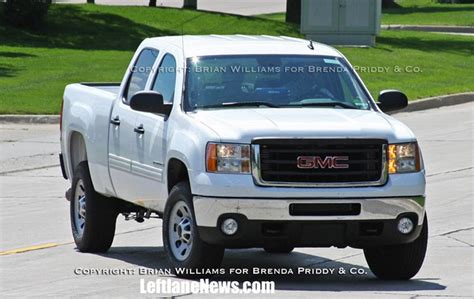 2010 GMC Sierra 2500HD - Information and photos - MOMENTcar