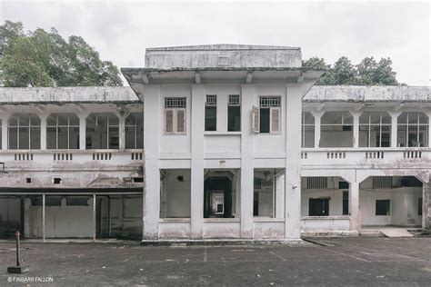 Abandoned Singapore: Old Changi Hospital - Finbarr Fallon