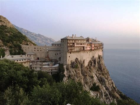 Mount Athos - The unique monastic community